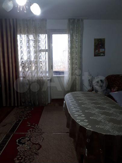 3-к. квартира, 72,8 м², 4/5 эт.