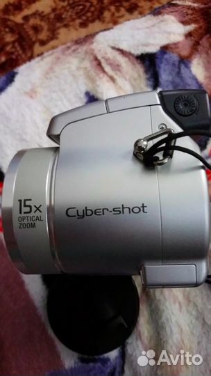 Sony Cyber-Shot DSC-H7