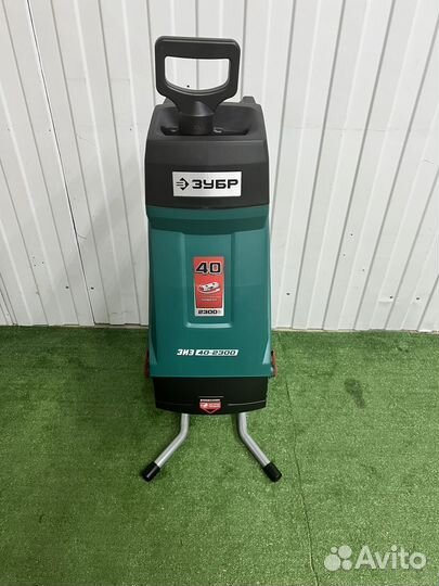 Измельчитель веток Зубр зиэ-40-2300