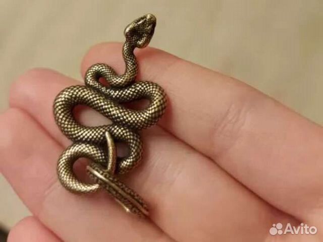 Игрушка змея