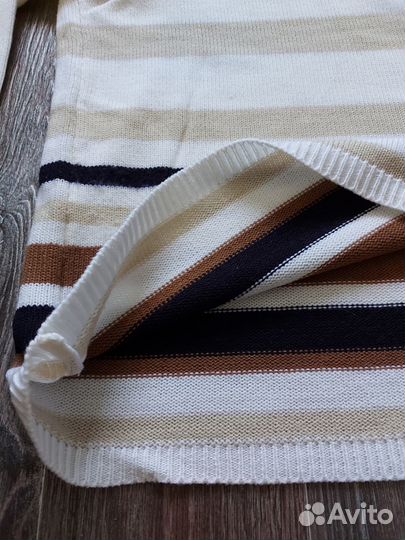 Свитер джемпер белый с рисунком женский