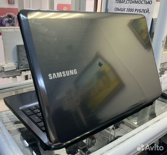 Ноутбук samsung R525