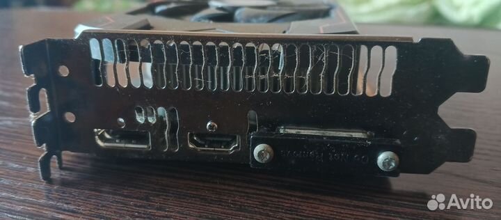 Видеокарта radeon RX 560 4G