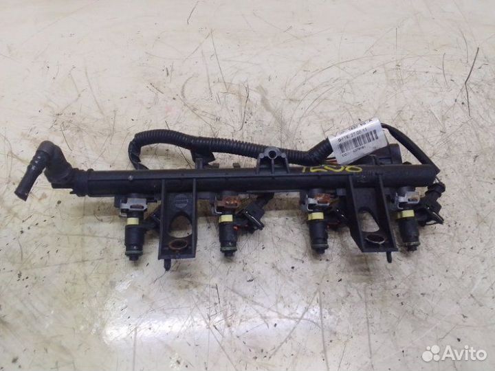 Топливная рампа Citroen C 4 9HZ 2009