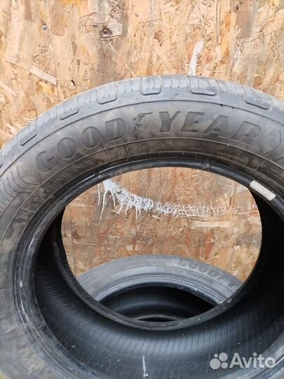 Goodyear EfficientGrip 205/55 R16