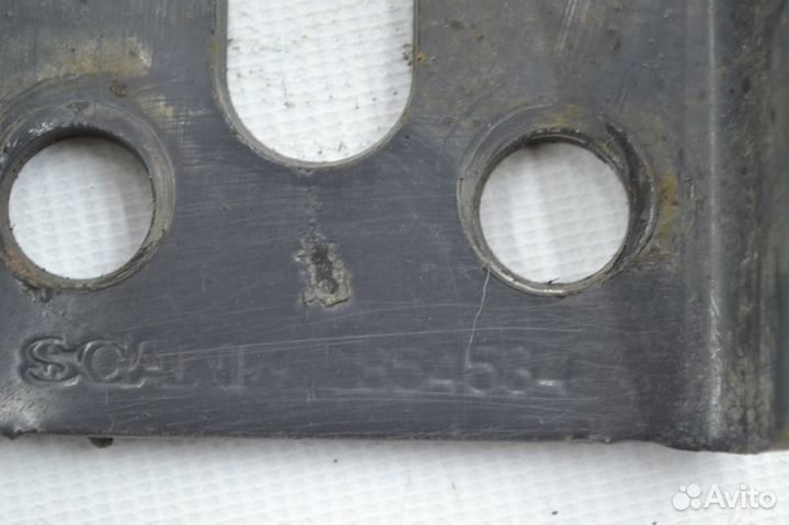 Кронштейн амортизатора ведущего моста, верхний пра