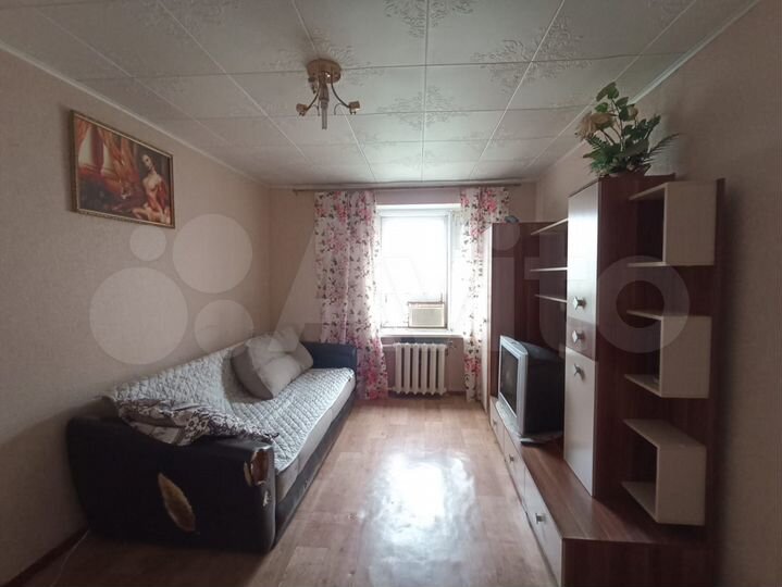 Комната 14 м² в 7-к., 5/5 эт.