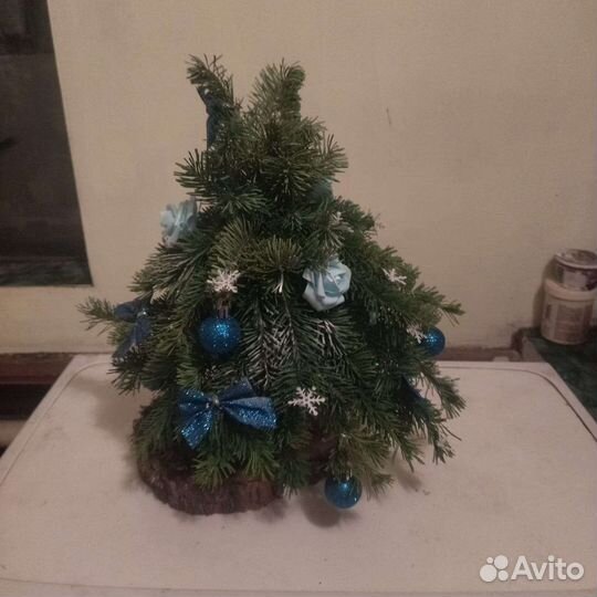 Елка ручная работа пихтовые ветки, оазис