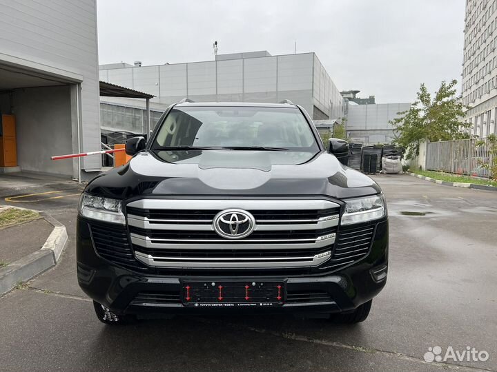 Toyota Land Cruiser 3.3 AT, 2022, 30 км