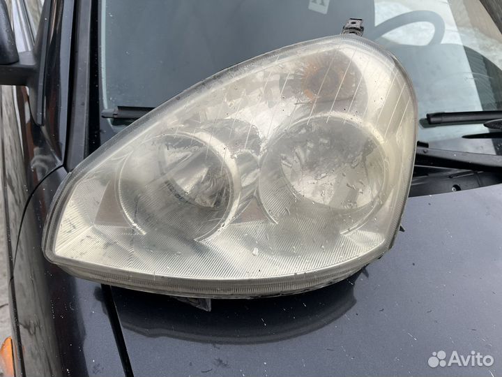 Фара на приору