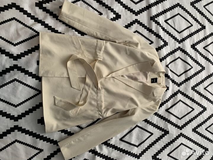 Женская одежда 42