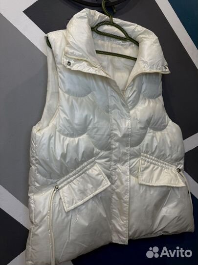 Жилетка женская безрукавка