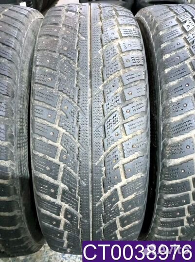 Kumho I'Zen RV Asymmetric 235/65 R17 96T
