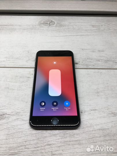 iPhone 8 Plus, 64 ГБ