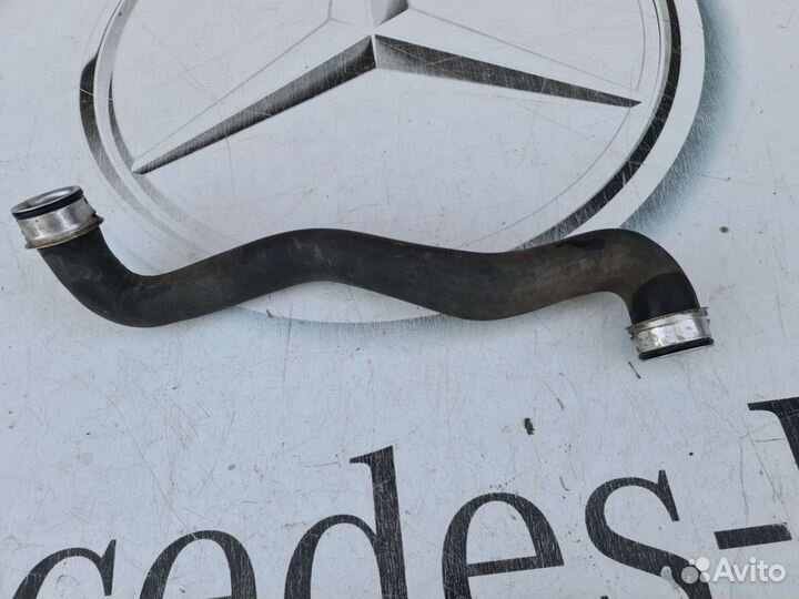 Патрубок радиатора Mercedes W212/W204