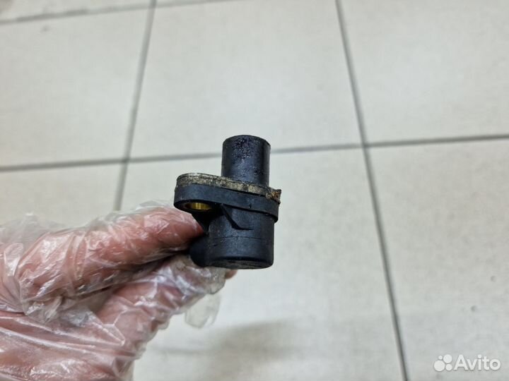 Датчик положения коленвала Bosch 0261210135 Audi