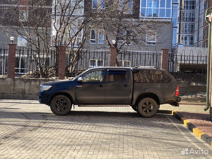 Toyota hilux кунг