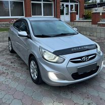 Hyundai Solaris 1.6 AT, 2013, 140 000 км, с пробегом, цена 780 000 руб.