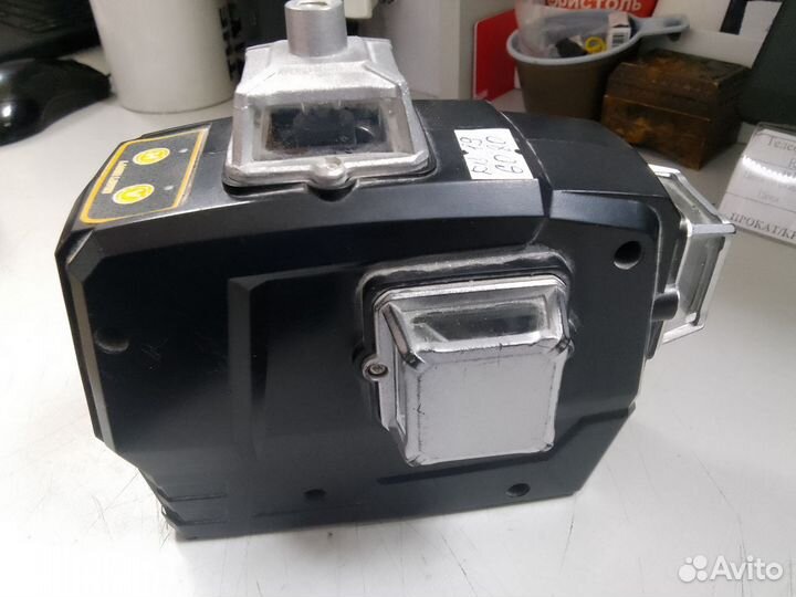 Лазерный уровень deko