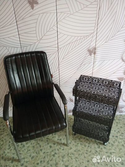 Тележка парикмахерская