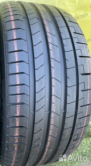 Pirelli P Zero PZ4 275/35 R20 102Y