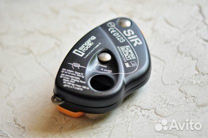 Спусковое устройство Singing Rock SIR