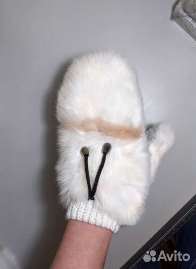 Варежки из кролика