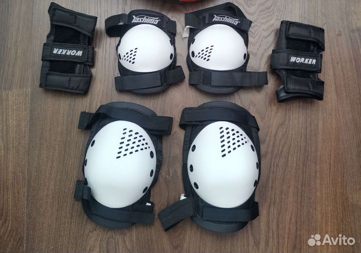 Роликовые коньки