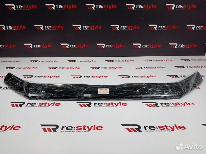 Дефлектор капота Land Cruiser Prado 150 3м H1251