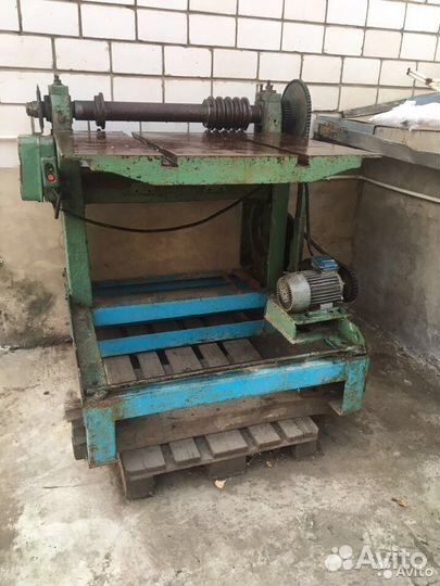 Станок продольной резки металла
