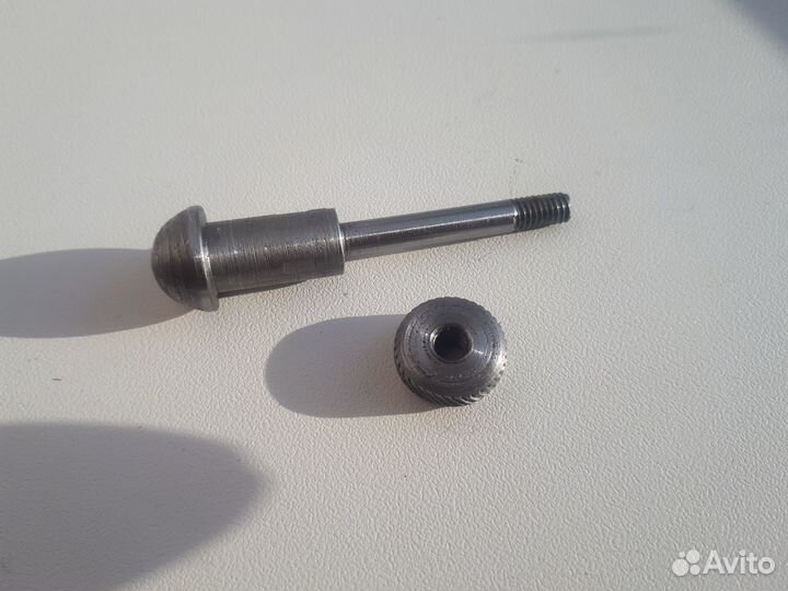Штиф для венгерской складной сапёрной лопаты-кирки