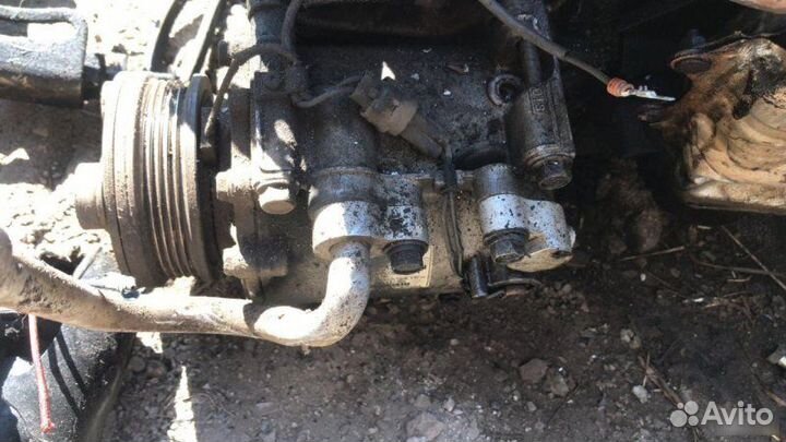 Компрессор кондиционера Mitsubishi Lancer 9