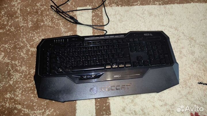 Клавиатура Roccat Isku