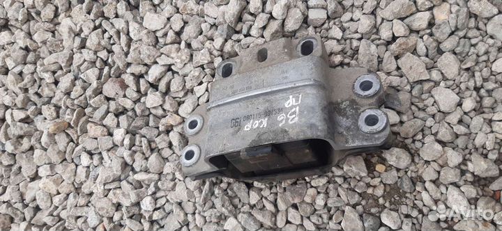 Подушка МКПП Volkswagen passat b6