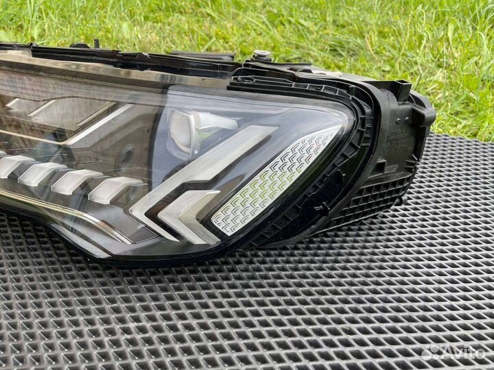 Audi Q7 4m рестайлинг фара правая matrix