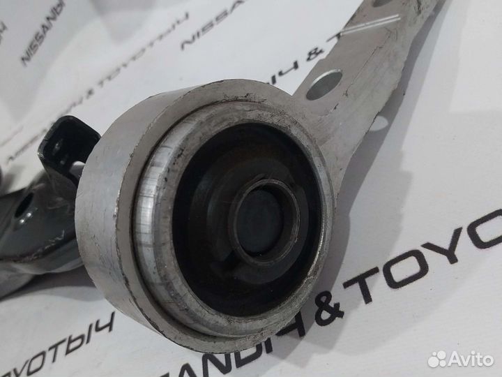 Рычаг передний левый на Nissan Teana J31