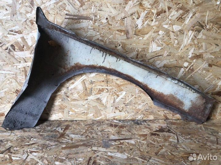 Крыло переднее левое LADA 2110