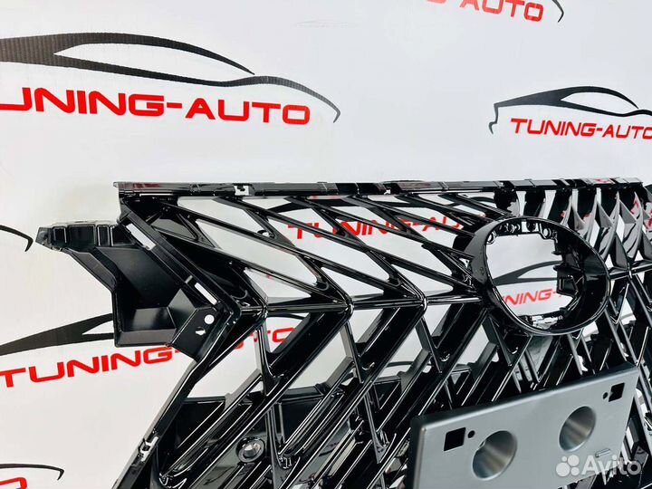 Решетка радиатора Lexus RX350 / 200t Superior Q089