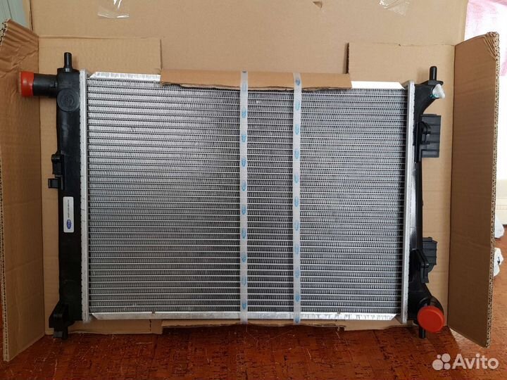 Радиатор охлаждения Солярис Solaris 1