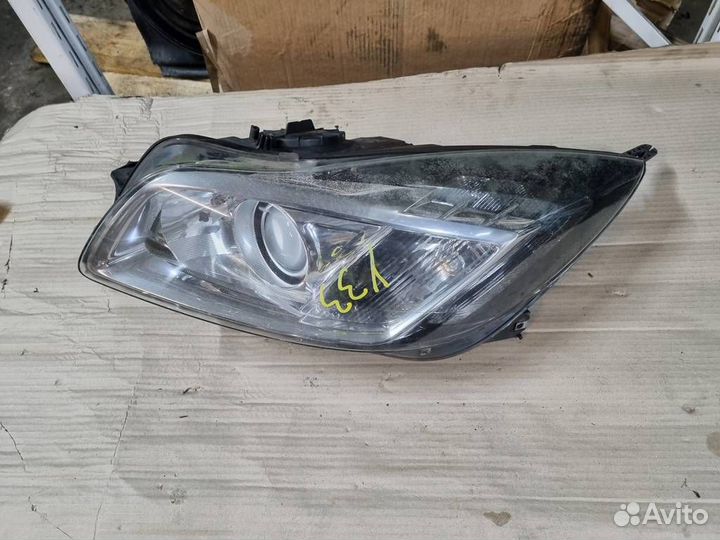 Фара левая ксенон Opel Insignia