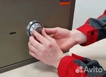 Установка дверных замков,вскрытие замков.сейфов