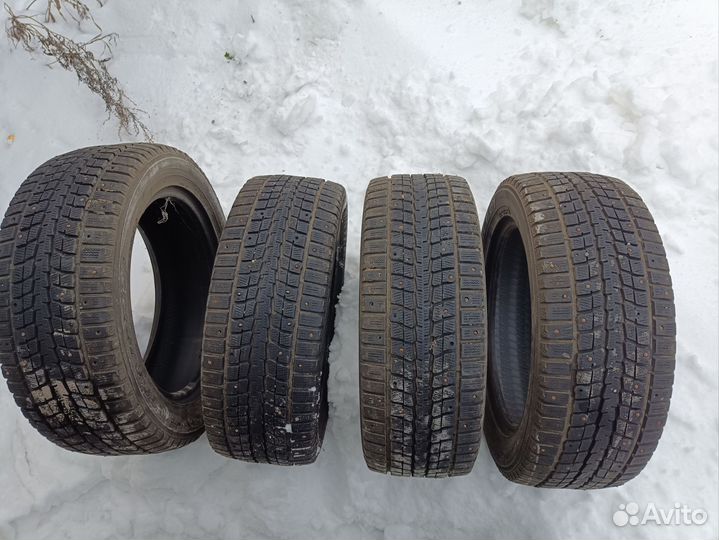 Шины зимние шипованные 205/55R16