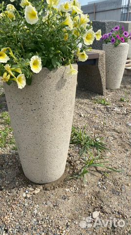 Кашпо для цветов бетон
