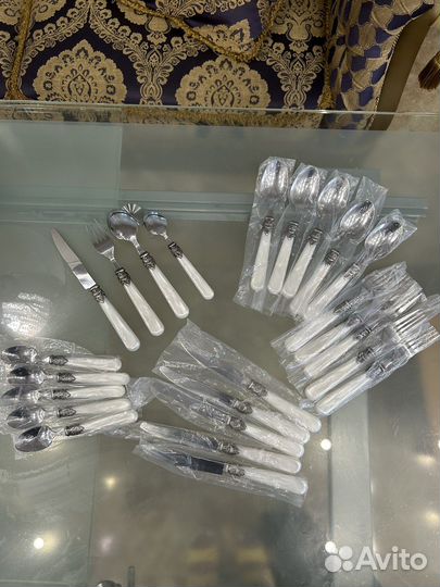 Набор столовых приборов новый