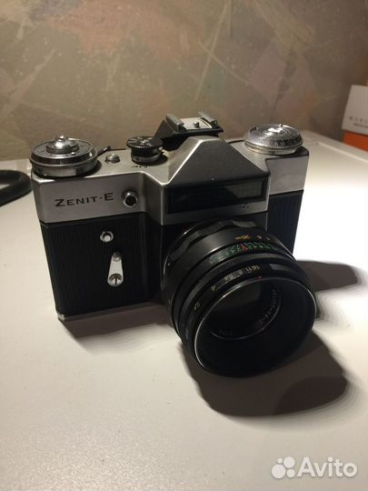 Фотоаппарат Zenit-E с объективом Helios-44-2
