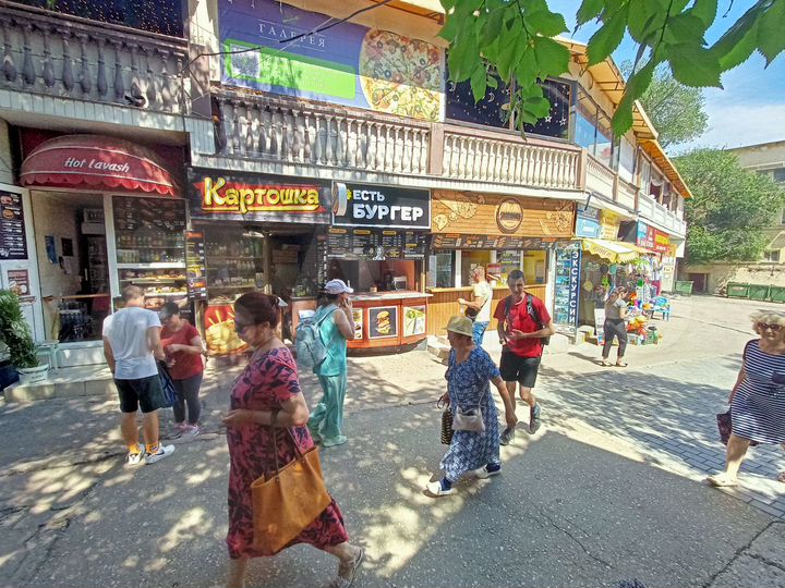 Фастфуд/Шаурма/Кофе с Оборудованием пл. Нахимова