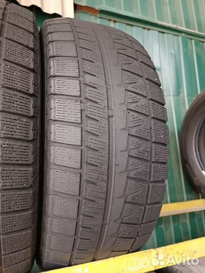 Bridgestone Blizzak Revo GZ 215/55 R16 93S
