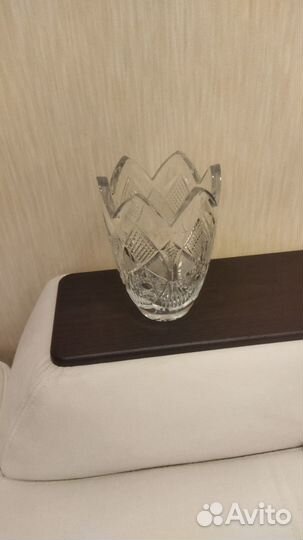 Ваза хрустальная