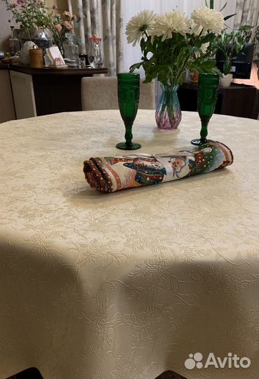Скатерть из экокожи