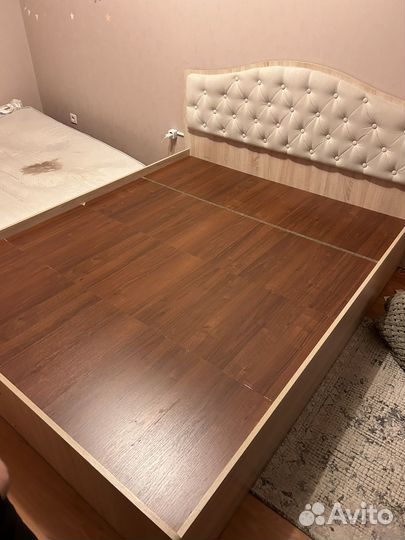 Кровать двухспальная бу